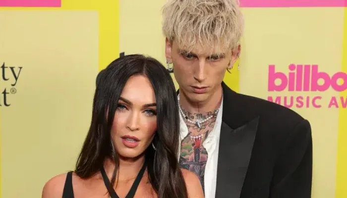 Click image for larger version

Name:	Megan Fox announces first pregnancy with fiancé Machine Gun Kelly.webp
Views:	3
Size:	19.4 KB
ID:	153